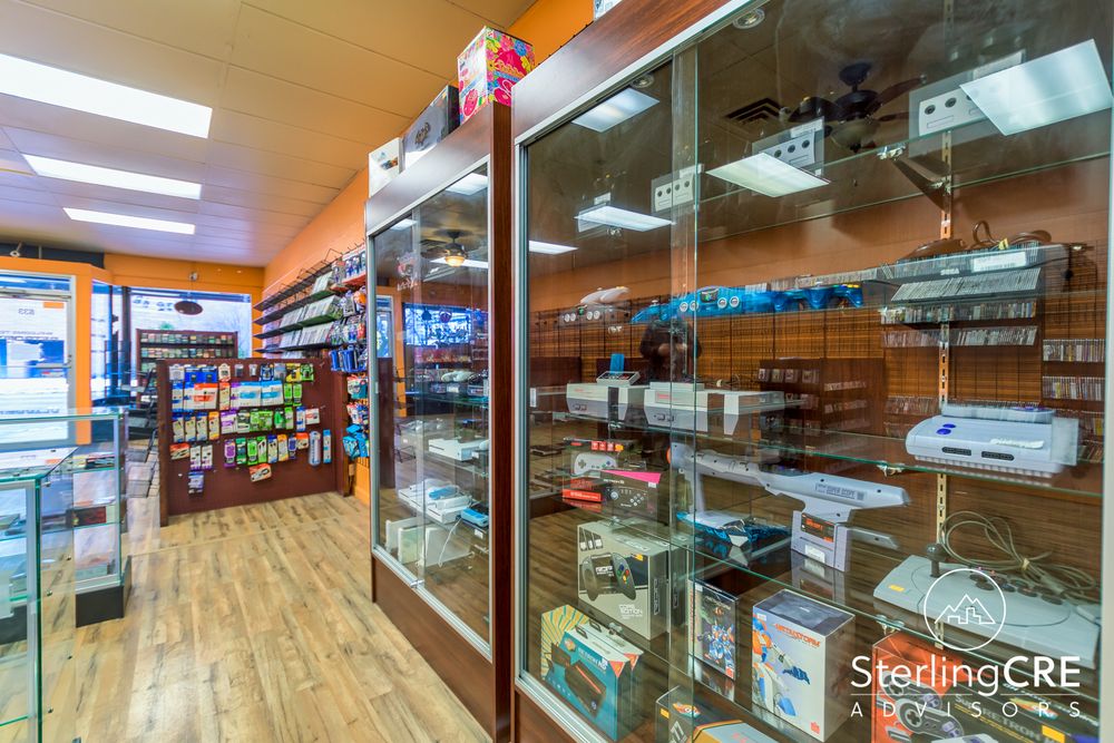 Highly Visible Retail Space on The Hip Strip: 833 S Higgins Ave, Missoula, MT 59801